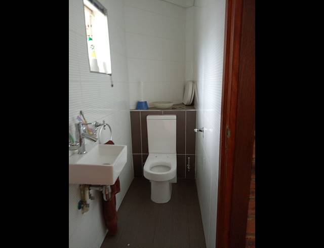 4 BEDROOM HOUSE FOR SALE IN VANDERBIJLPARK SE 4